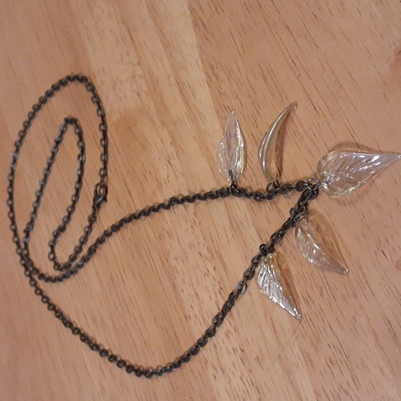 Vintage Leaf Necklace Q133 - Picture 3 of 9